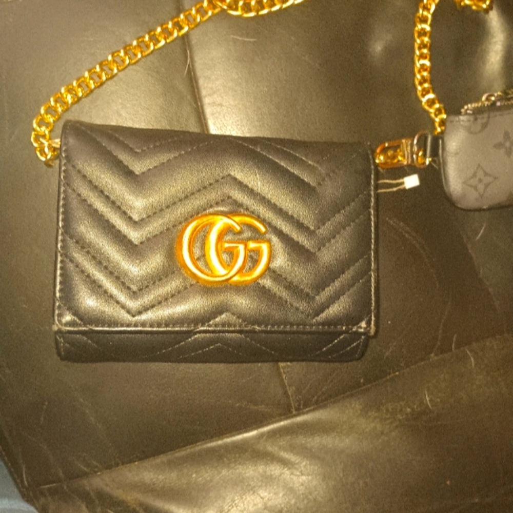 Gucci GG Marmont Matelassé Mini Bag